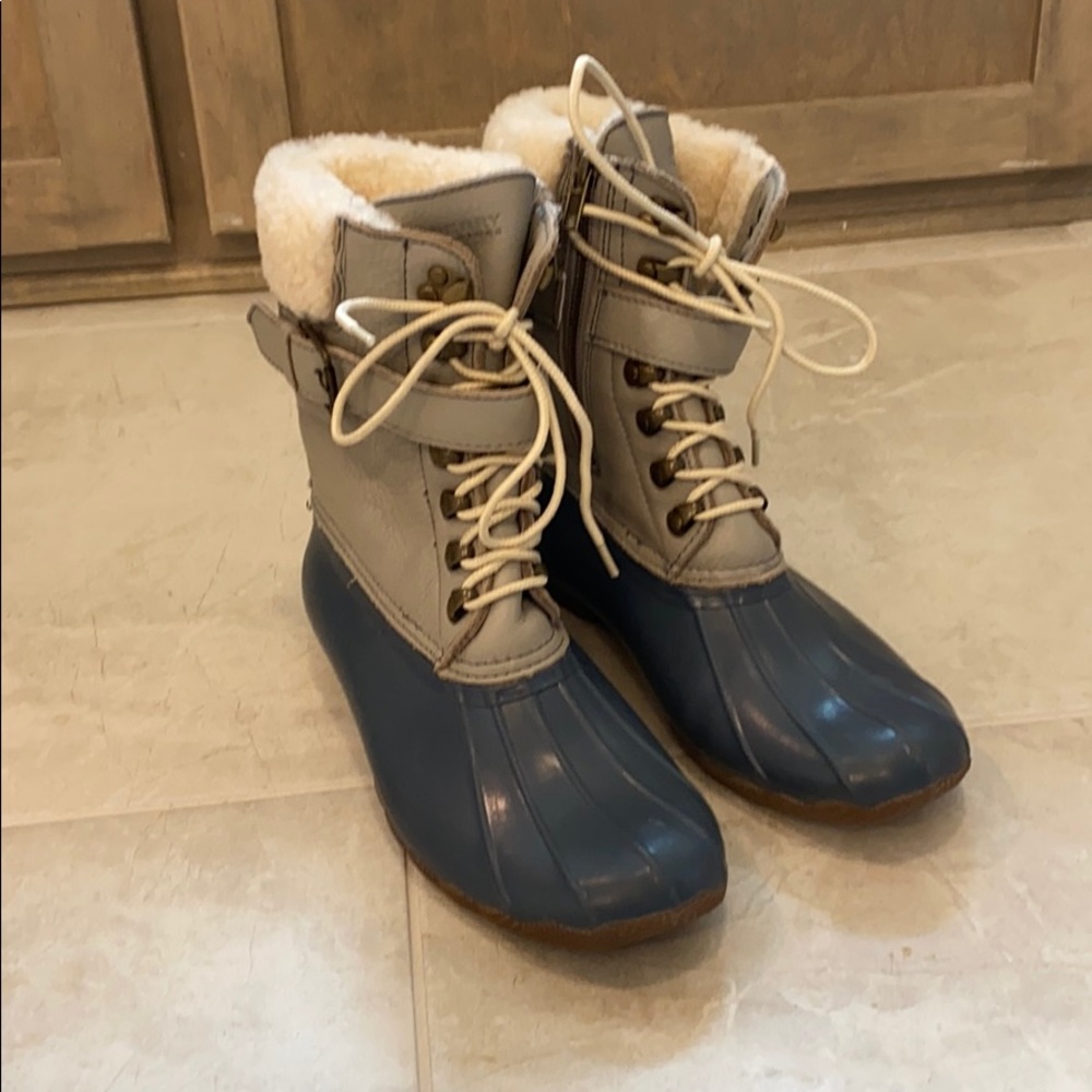 Excellent condition Sperry duck boots